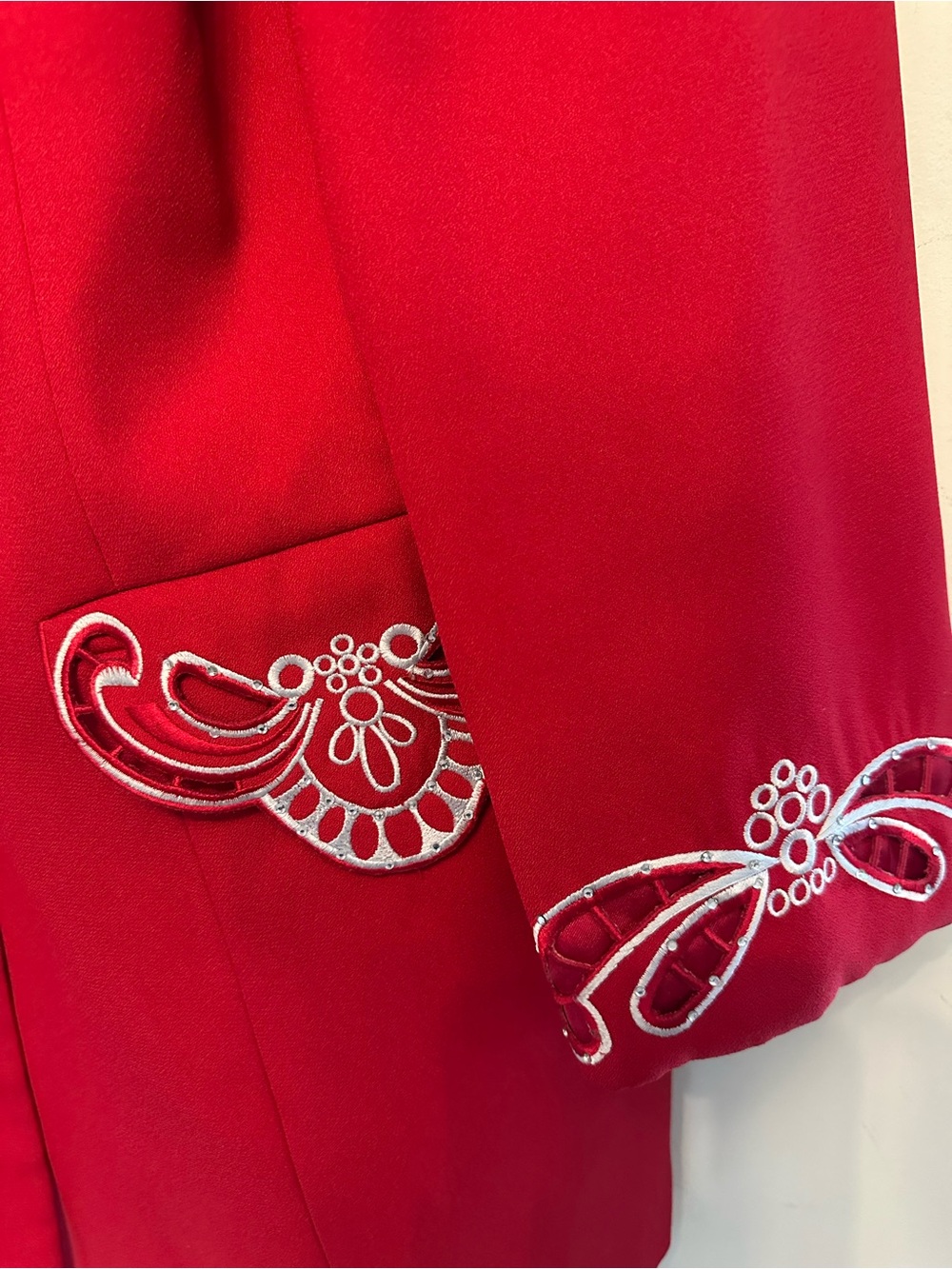 Vintage 90s/Y2K Era KB Red Embroidered/Cut-Out Blazer Jacket Size 18W - Picture 6 of 9